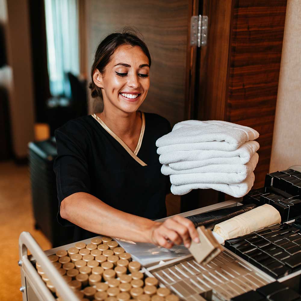 Formation de femme de chambre en hôtel luxe